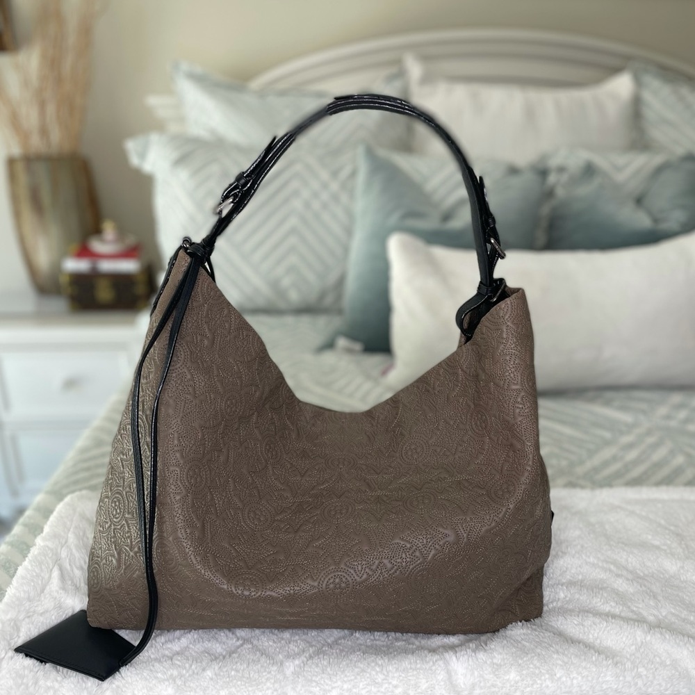 Louis Vuitton Antheia Hobo